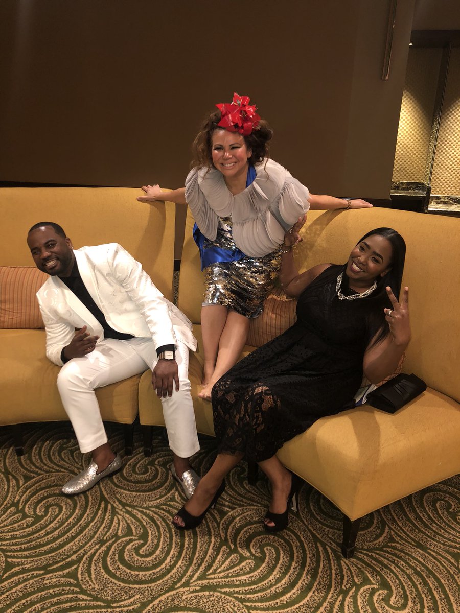 Salgado1729's tweet photo. Good time celebrating our TOY @Marissa84248208 @TyTheEducator @PrincipalRainey @AlcottHISD @KeishaLee24 @MrsTReyes #HISDEOY #teamalcott https://t.co/HOwKnRD2FL