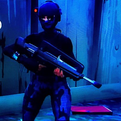 LanceDeLeOFF's tweet photo. #Fortnite #RSV2 days https://t.co/6odOVjISxh
