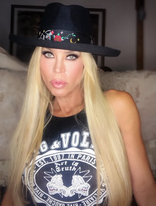 TW Pornstars - Amber Lynn ®. Pictures and videos from Twitter.
