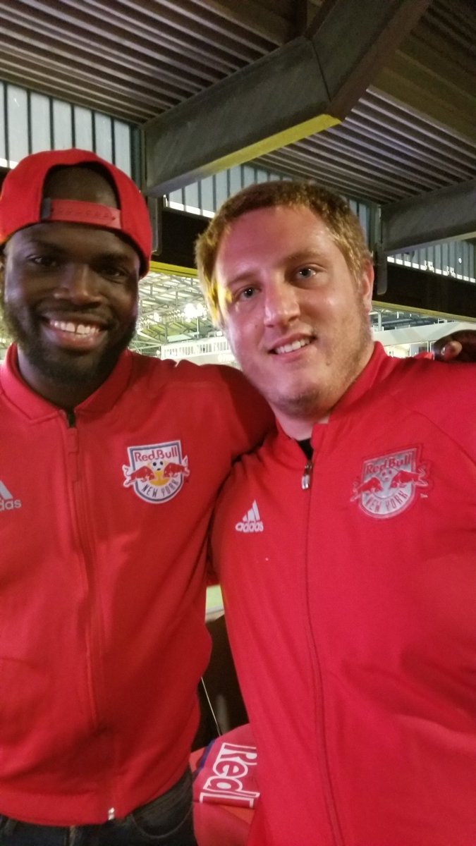 KCicale's tweet photo. Thank you for an amazing #RBNYAutographSession @NewYorkRedBulls @RBNYHelp @kemarkemar24 https://t.co/F4KuHjDBHe