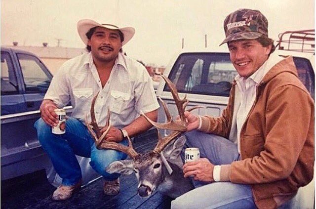 Happy Birthday George Strait!! Have you ever seen a more Texan picture than this? 