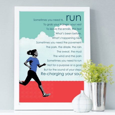 HelenaTyce's tweet photo. Got one of these going out to the USA today - a beach location. I love the thought that these words and images will inspire across the oceans! #Running #RunUSA #Florida #BeachLife
https://t.co/A51anp6cjx https://t.co/4X9h2BrsMN