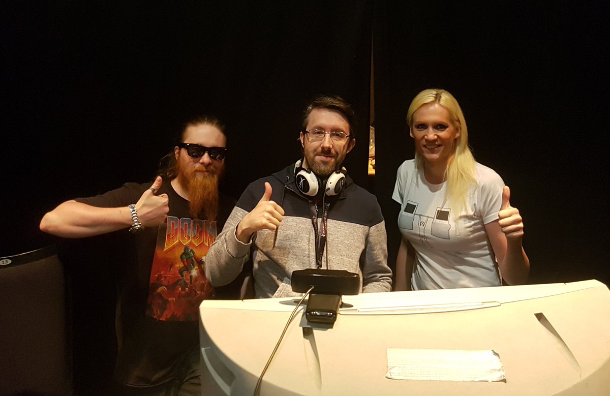 Le run MGS avec Slade et <a href="/Dr_Rwede/">Kākolūkīyam</a> , ça va commencer !!
twitch.tv/stunfest3