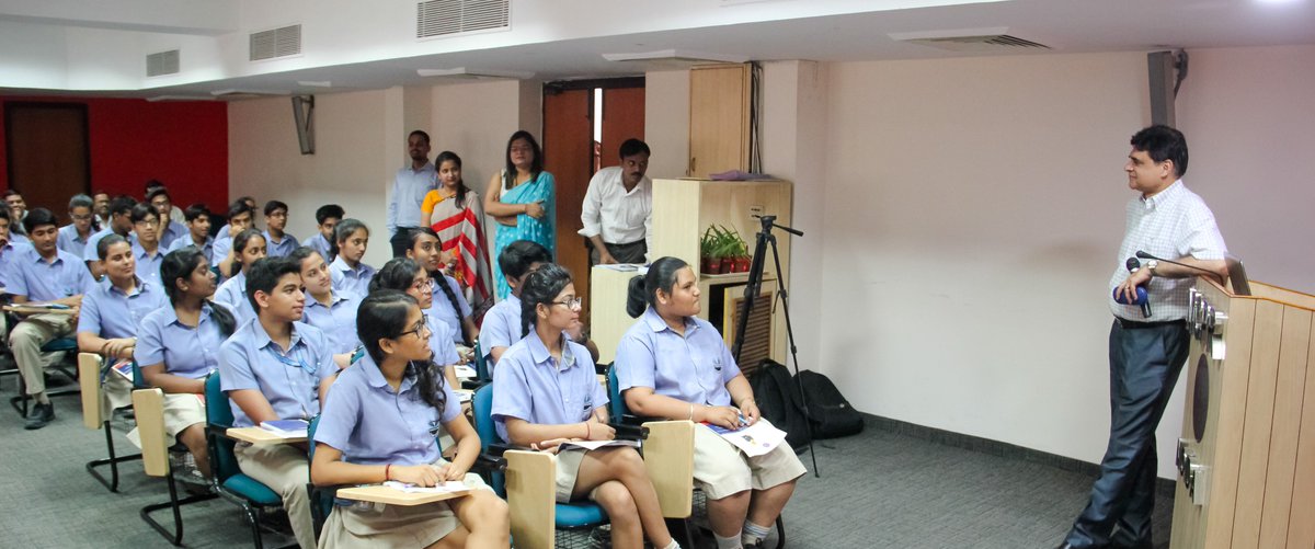 IndiaVsCancer's tweet photo. Introduction to @NICPR_Noida  &amp; Cancer Epidemic by the Prof. @ravimehro during student awareness program about cancer The Khaitan School #studentawarenessprogram #adoloscentawarenessprogram #cancerawareness https://t.co/f6BRXrEMDq