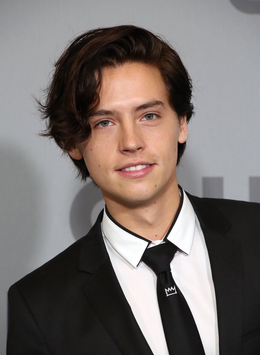 Cole sprouse. Коул Спроус. Коул Спроус 2020. Коул Спроус 2018. Коул Спроус Ривердейл.