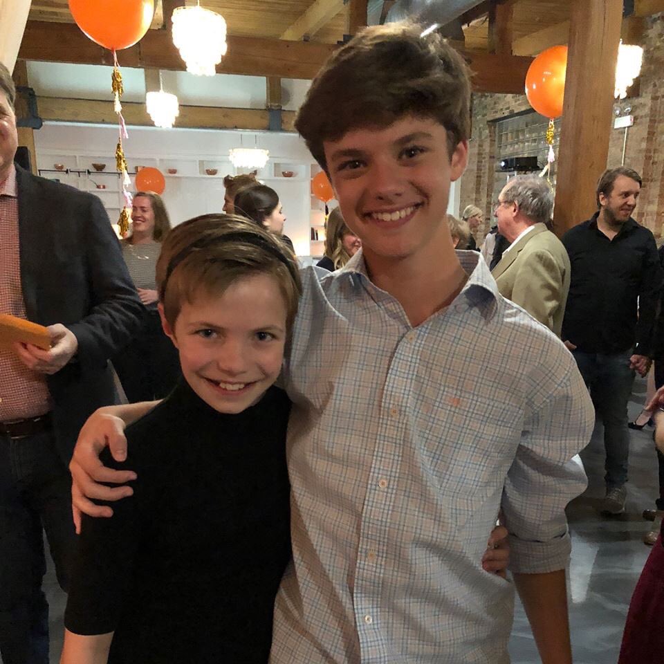 CatchCade's tweet image. Congrats Beni! So great to be able to watch with you on your big night. Very well deserved👏👏👏 #MasterChefJunior