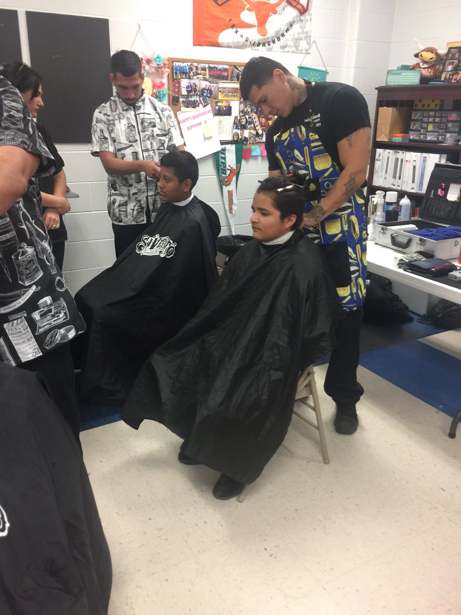 er_garza252's tweet photo. A big shout out to Enlightened Barber Academy who cut our male students hair in preparation for Prom! They did an excellent job and made our students feel extra special ! HMS  making it happen 🦁 https://t.co/kXqf3sUJZw