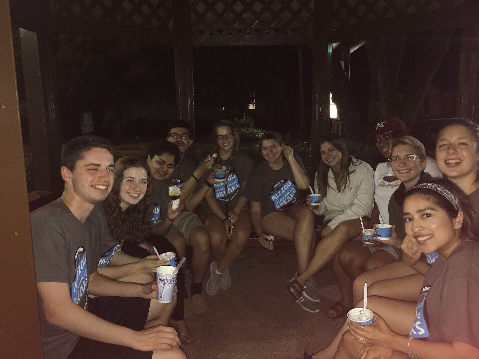 MAB_Charlotte's tweet photo. work hard, play hard! we char are eating ice cream for the third night in a row now. #charLITsweets https://t.co/ww3GadF62R