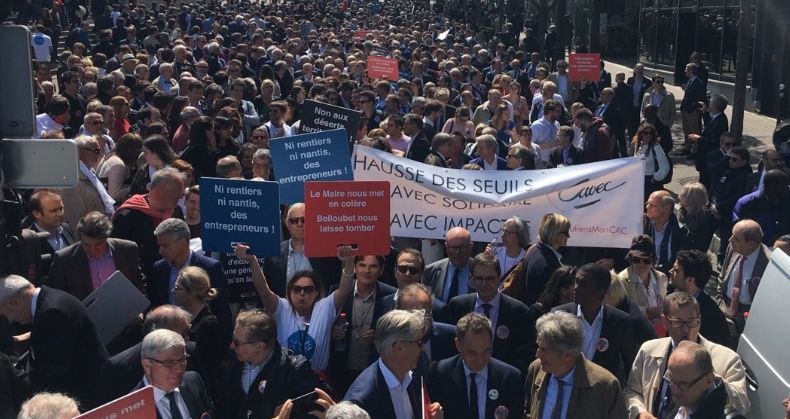 ComptaOnline's tweet photo. 📢📢📢 #JesuisCAC_PE #JeSoutiensMonCAC #ManifCAC 📢📢📢
Retour sur une journée historique de manifestations des commissaires aux comptes dans toute la France : https://t.co/Ju0ecn22LS https://t.co/w97tdsmCyS
