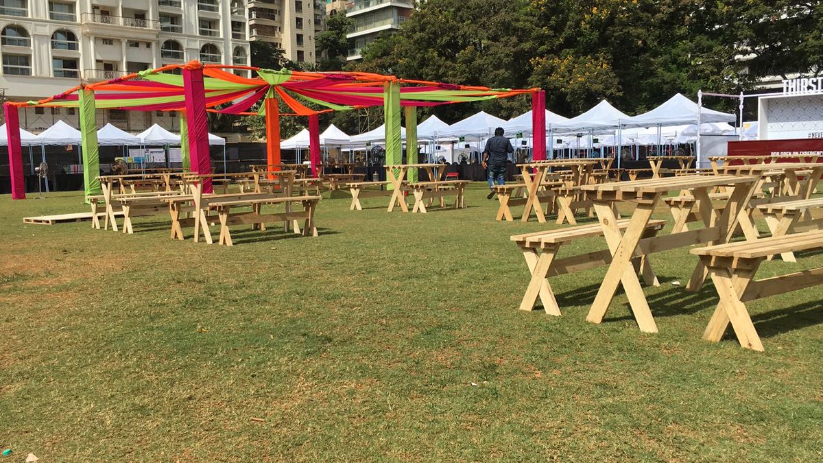 See you all at the #SCNightMarket at Khar Gymkhana from 4pm onward 🎈