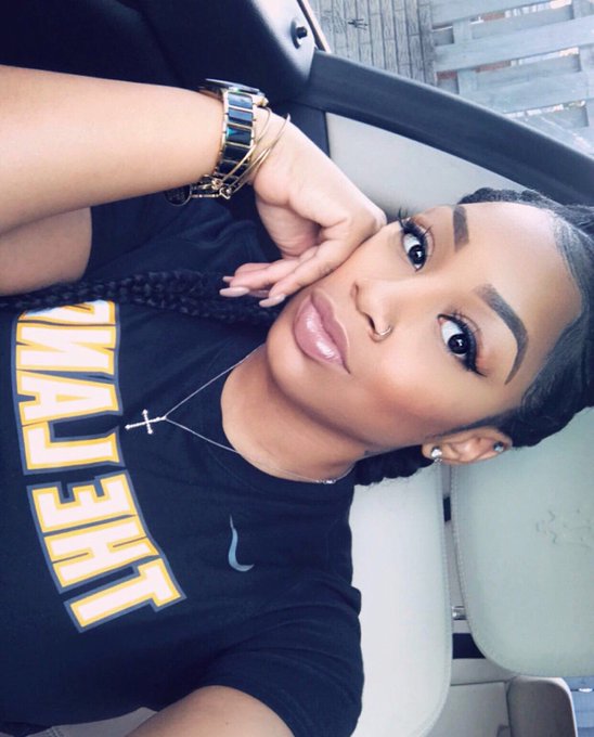 The other day 🖤 https://t.co/jjWsdOGNfH<a href="/tag/militarybaddies"class="tags"><span>#militarybaddies</span></a>