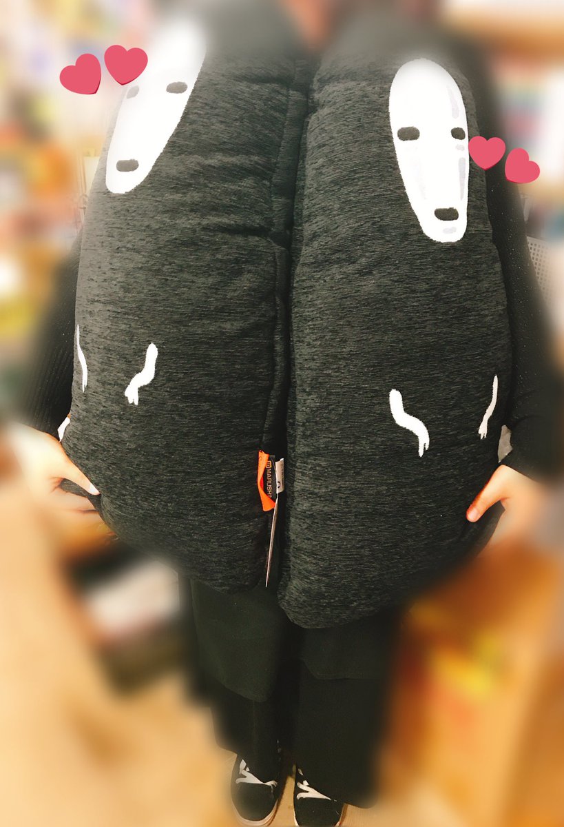 カオナシ様 🍊新商品情報🍊 #千と千尋の神隠し カオナシ ダイカットクッション入荷