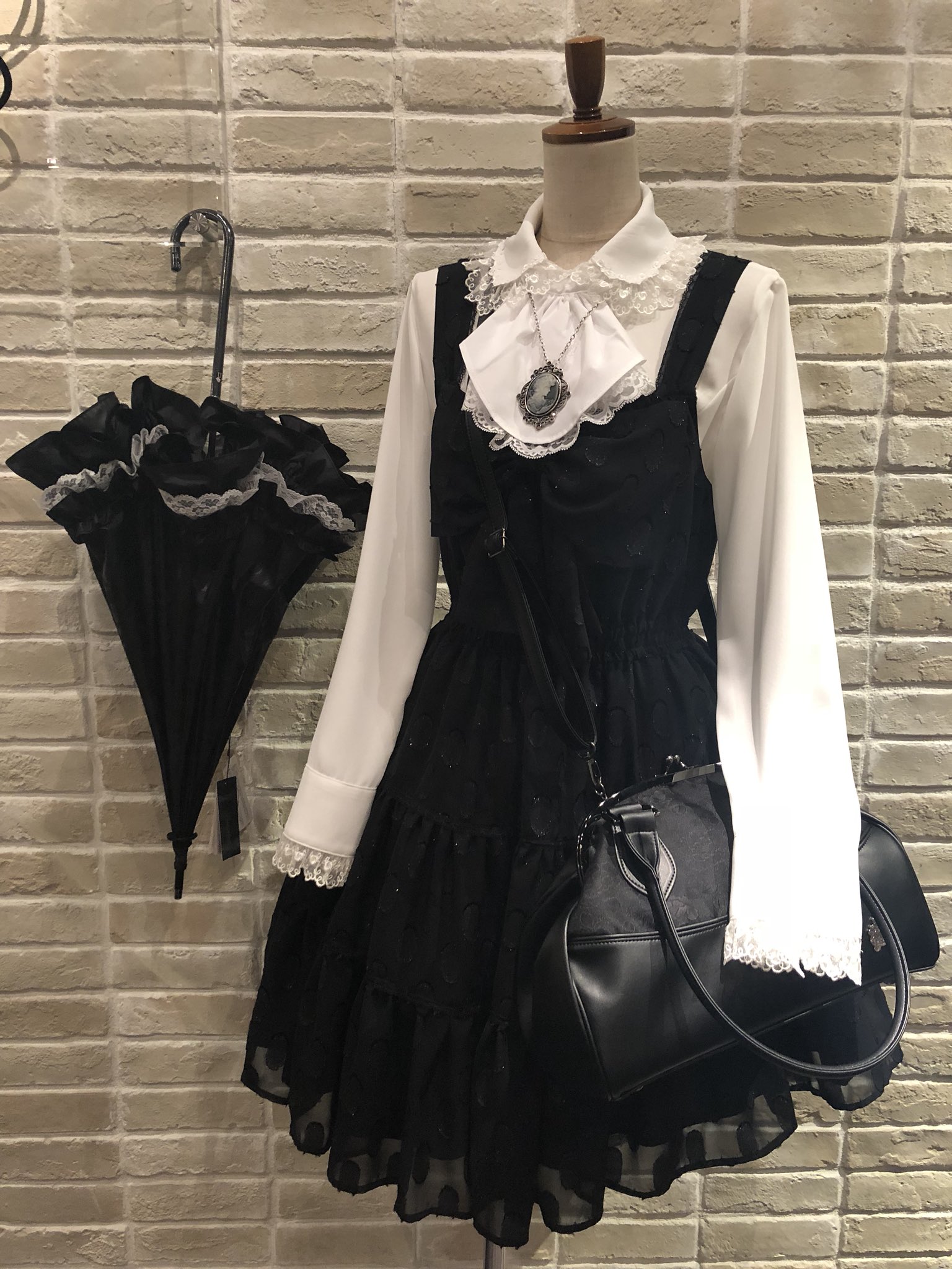 希少☆MIHO MATSUDA　ミホマツダ　バッグ　ブラック　ロリータ　ゴスロリ Yahoo!オークション -「ミホマツダ」の落札相場・落札価格