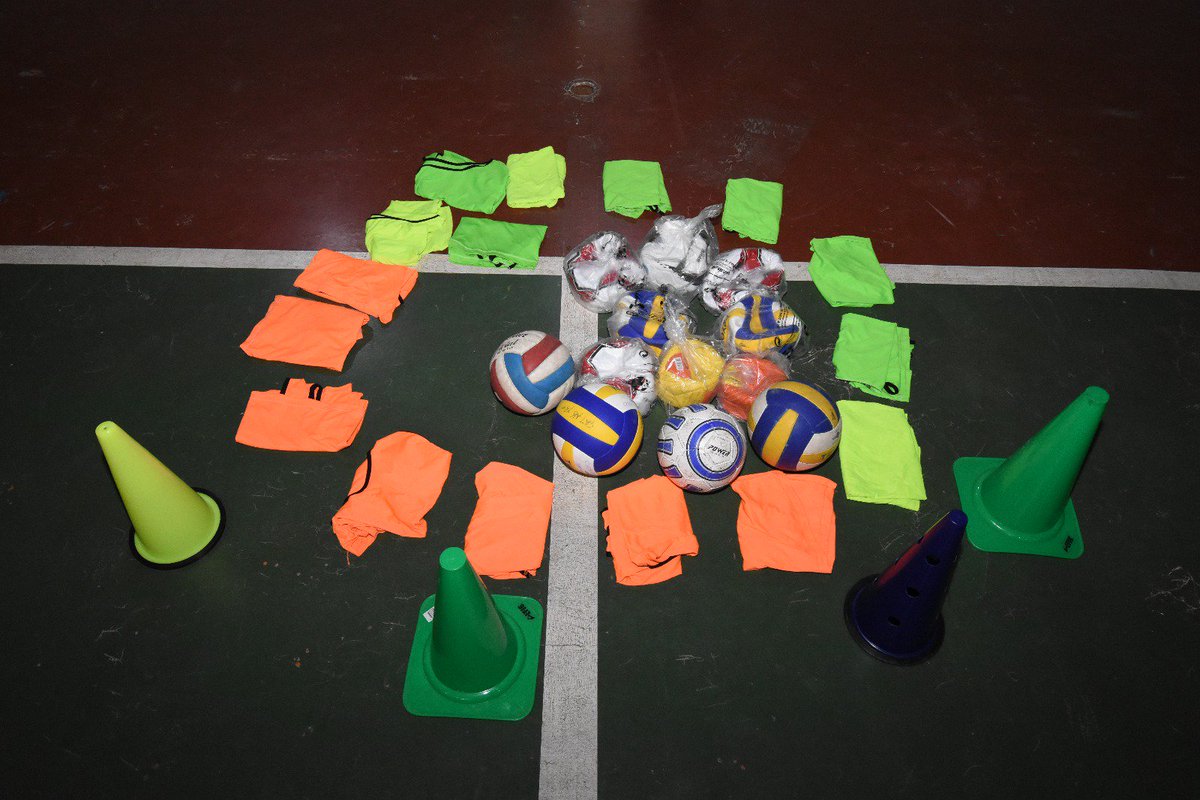 5Merkezi's tweet photo. Gençlik Projeleri Destek Programı 2016\1 Kapsamında Gençlik Ve Spor Bakanlığı Tarafından desteklenen projemiz kapsaminda alinan hentbol, voleybol, badminton ve masa tenisi malzemelerimiz
Tesekkurler #GSB
@ysmnkrblt06
#gencliksporbak
#GSBgenclikproje
#MUHAMMETCARTI
#VANÇATAK https://t.co/e8XnpMDNFF