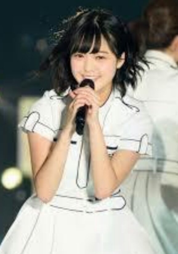 AIMINN9's tweet photo. みんなは欅坂のセンターは誰がイイと思いますか？

平手友梨奈がいいと言う人はRT

今泉佑唯がいいと思う人はイイネ

#欅坂46 
#平手友梨奈
#今泉佑唯 https://t.co/fjvthI4eDR
