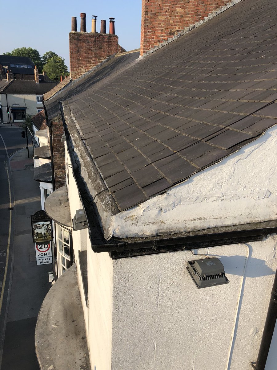 ManupAccessLtd's tweet photo. MANUP early at The White Horse Ripon and breakfast on the house! #TheWhiteHorseRipon #RiponRaces #ChimneyRepairs #Hetas #Harrogate #droneCAA https://t.co/aD3eTAYvoP