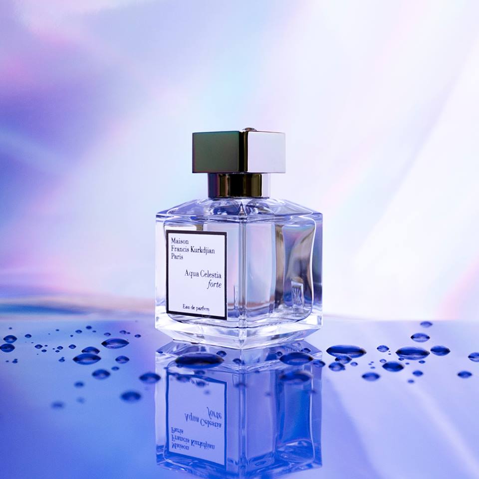 DoraTheophilou's tweet photo. Aqua Celestia Forte #franciskurkdjian #aquacelestiaforte #essentials #fresh #harmony #sense #mind #serenity #sky #sea #aquacollection #eaudeparfum #perfume #paris #madeinfrance #fragrancewardrobe #franciskurkdjian #fragrance #mfk #parfum #craftsmanship #luxury #lifestyle #I❤MFK https://t.co/vqm6aLQvXH