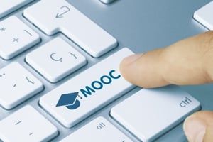 OpenClassrooms tweet media