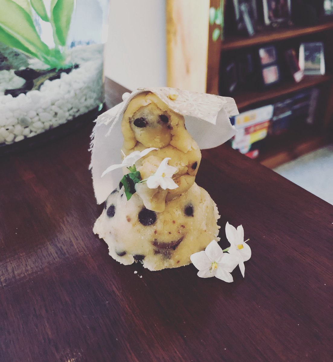 BucketsofDough's tweet image. What are you making with your #cookiedougg? We made a #royalbride #kidsinthekitchen #bucketsofdough #EmyMac