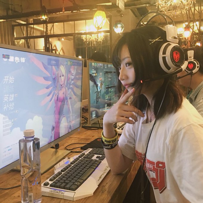 Twitterのコスプレ画像54