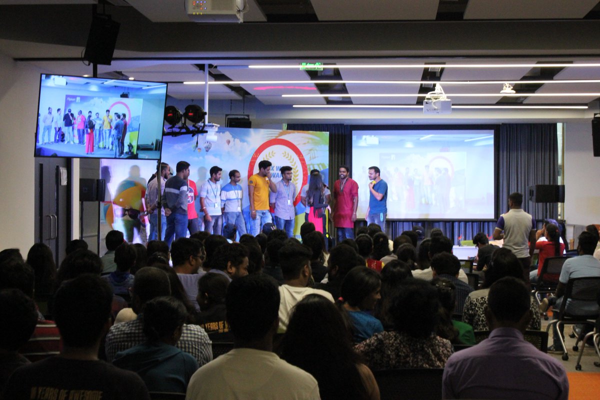 WorkAtFlipkart's tweet photo. How do #Flipsters cool-off the #summer heat? Stay indoors and PARTY! The @Flipkart ‘Customer Experience Wow Awards’ celebrations kick-off with some good moves, music, and awesome food. View Photos > https://t.co/XAmCpxbF8o https://t.co/m2zmxYvUwQ