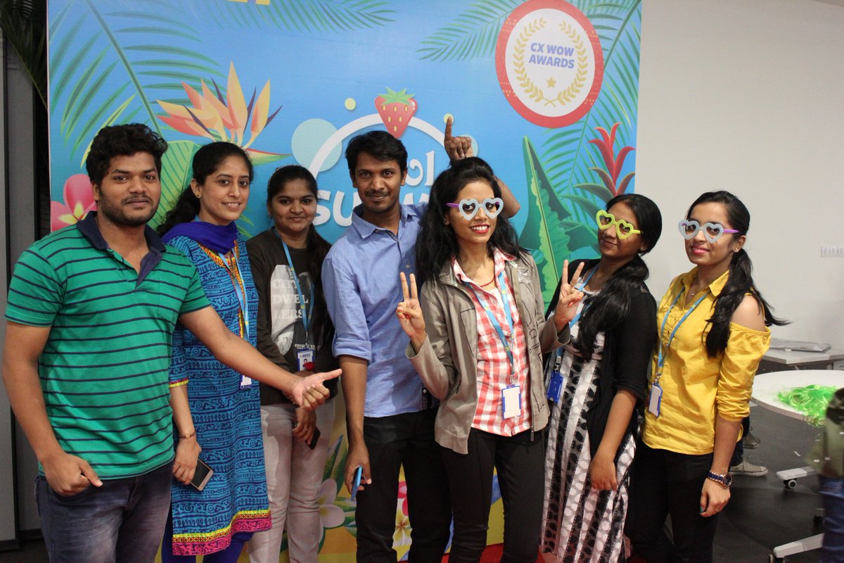 WorkAtFlipkart's tweet photo. How do #Flipsters cool-off the #summer heat? Stay indoors and PARTY! The @Flipkart ‘Customer Experience Wow Awards’ celebrations kick-off with some good moves, music, and awesome food. View Photos > https://t.co/XAmCpxbF8o https://t.co/m2zmxYvUwQ