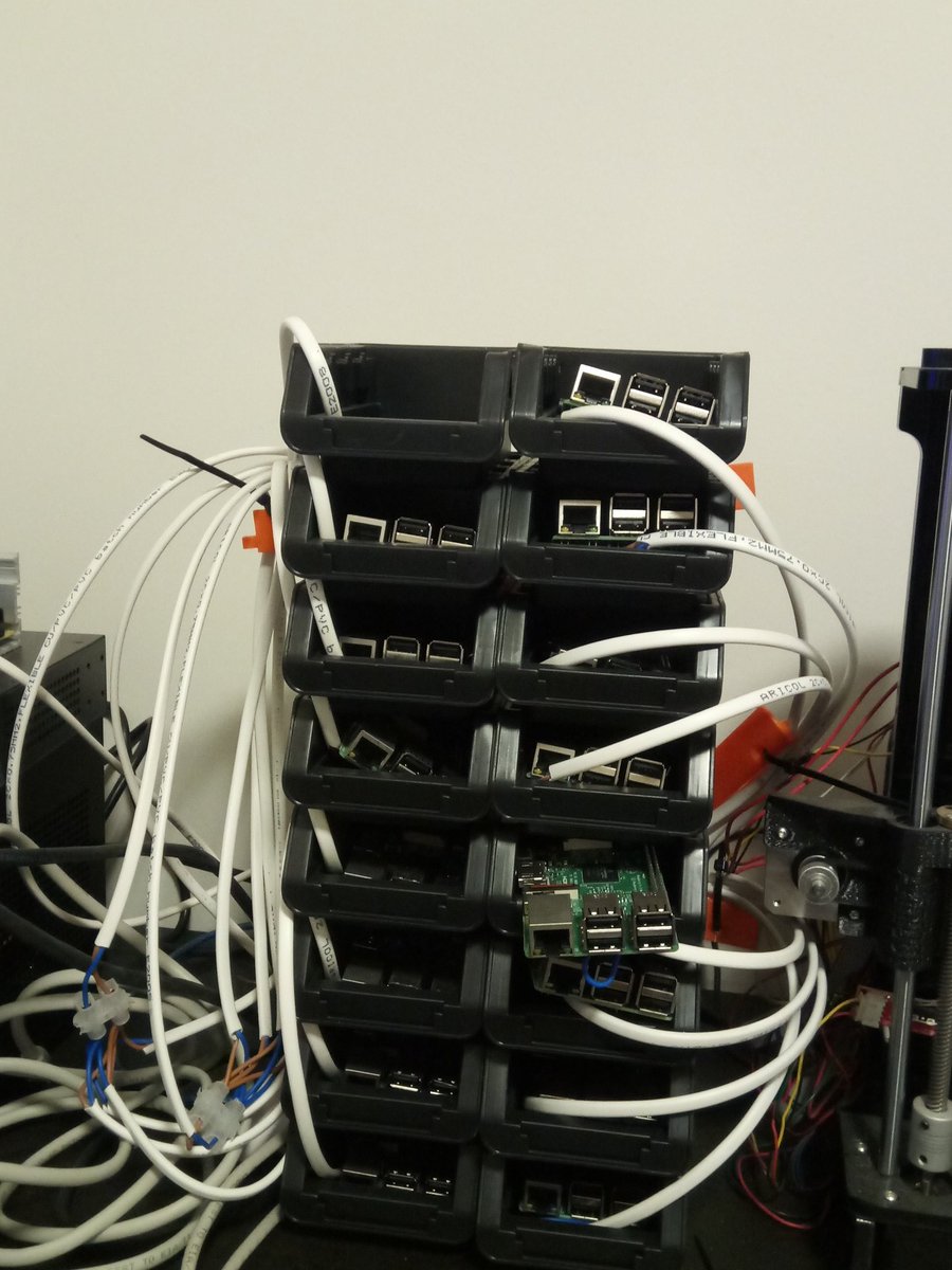 D5_Systems's tweet image. Needs SD cards and better cable management...

And a better case...

#rpi #clustercomputing #homelab
