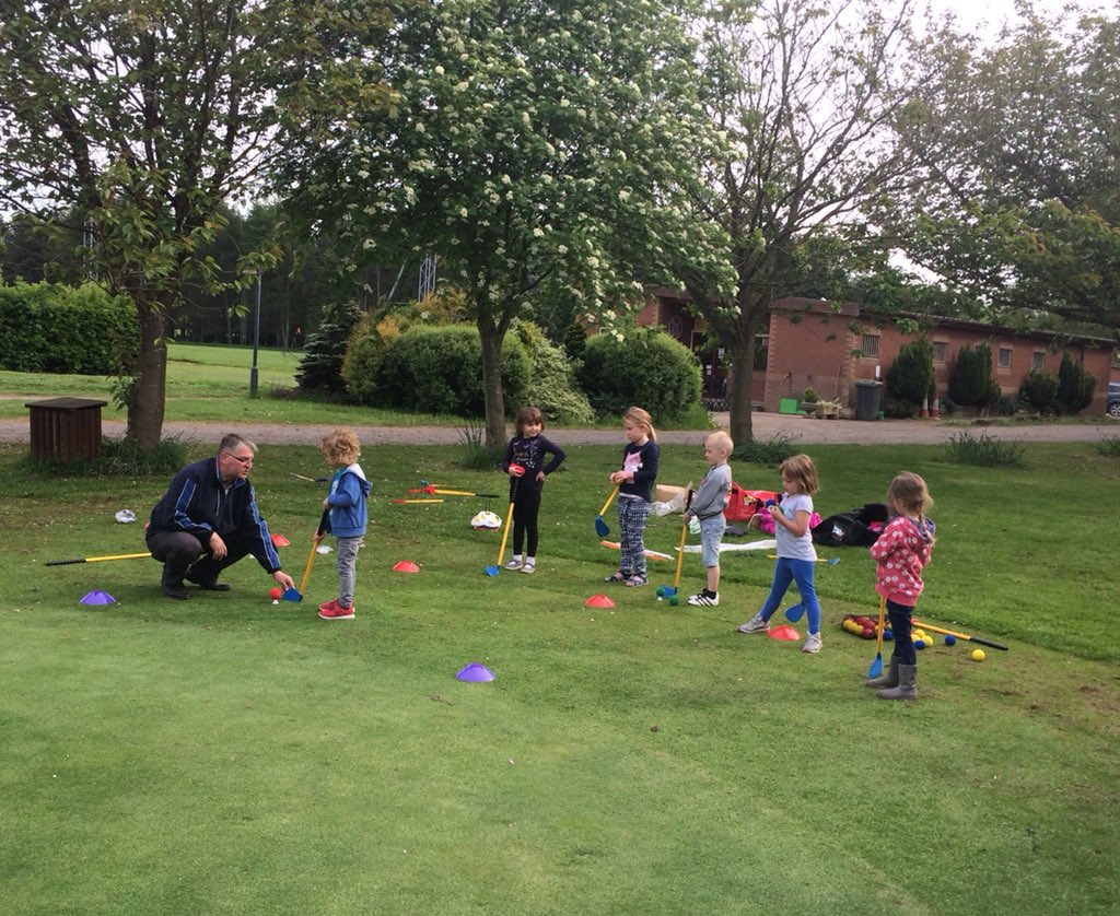 AQUALATE GOLF CENTRE tweet media