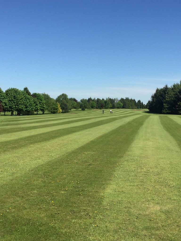 AQUALATE GOLF CENTRE tweet media