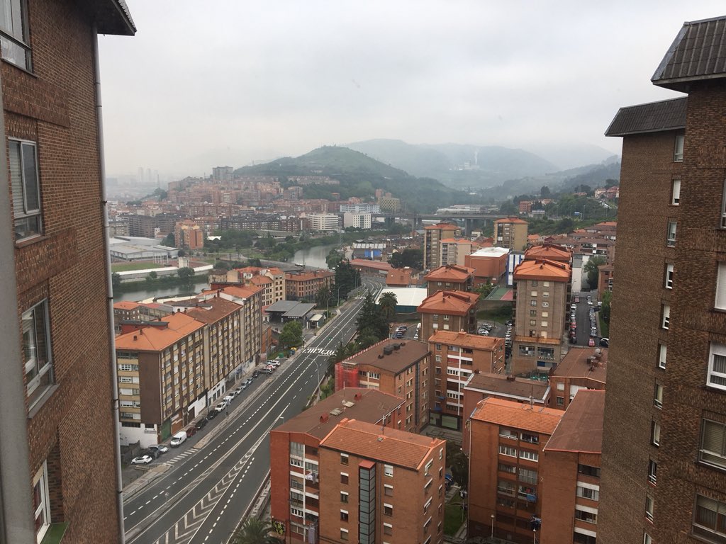 TomyCant's tweet image. #Bilbao en 1 hora #WCBilbao 
Amanecemos #SDRCamp