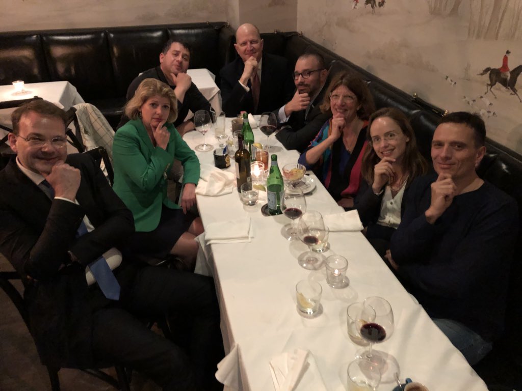 PauloBergerot's tweet photo. Amazing dinner & @montypal #chingrabchallenge @RCCadvocate @MichaelStaehler @gottsled @advocatekidneys @crisbergerot
Thank you :)
#PatientAdvocate @kcCURE https://t.co/MekURXEpaE