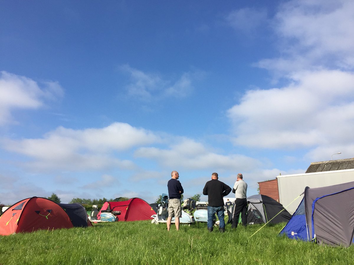 flying8ballssc's tweet photo. We’re waking up to a beautiful day, bacon butties on the BBQ and the smell of #2Stroke!
 #scooters #Lambretta #LCGB https://t.co/OjnC9c2UXh