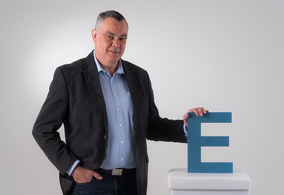#eplan EPLAN-Blog wandelt sich. Das Geheimnis des blauen E wird gelüftet.  eplan-blog.de/das-geheimnis-…