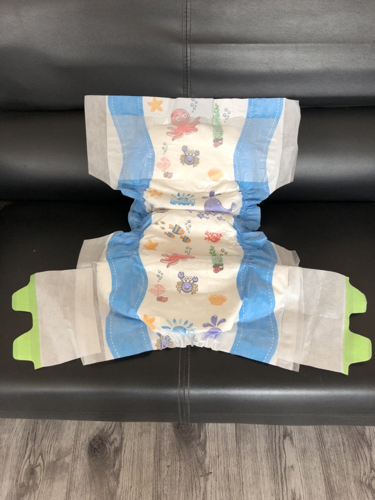 VictoriaWong86's tweet photo. Clothlike Backsheet, Sline Velcro side tape,4500ml. Wear it and show it on your Twitter, one more extra piece will be given to you free as a present. Contact me for details. https://t.co/iiP7H7EHuH