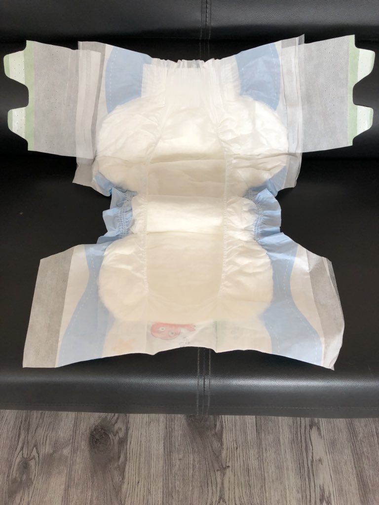 VictoriaWong86's tweet photo. Clothlike Backsheet, Sline Velcro side tape,4500ml. Wear it and show it on your Twitter, one more extra piece will be given to you free as a present. Contact me for details. https://t.co/iiP7H7EHuH