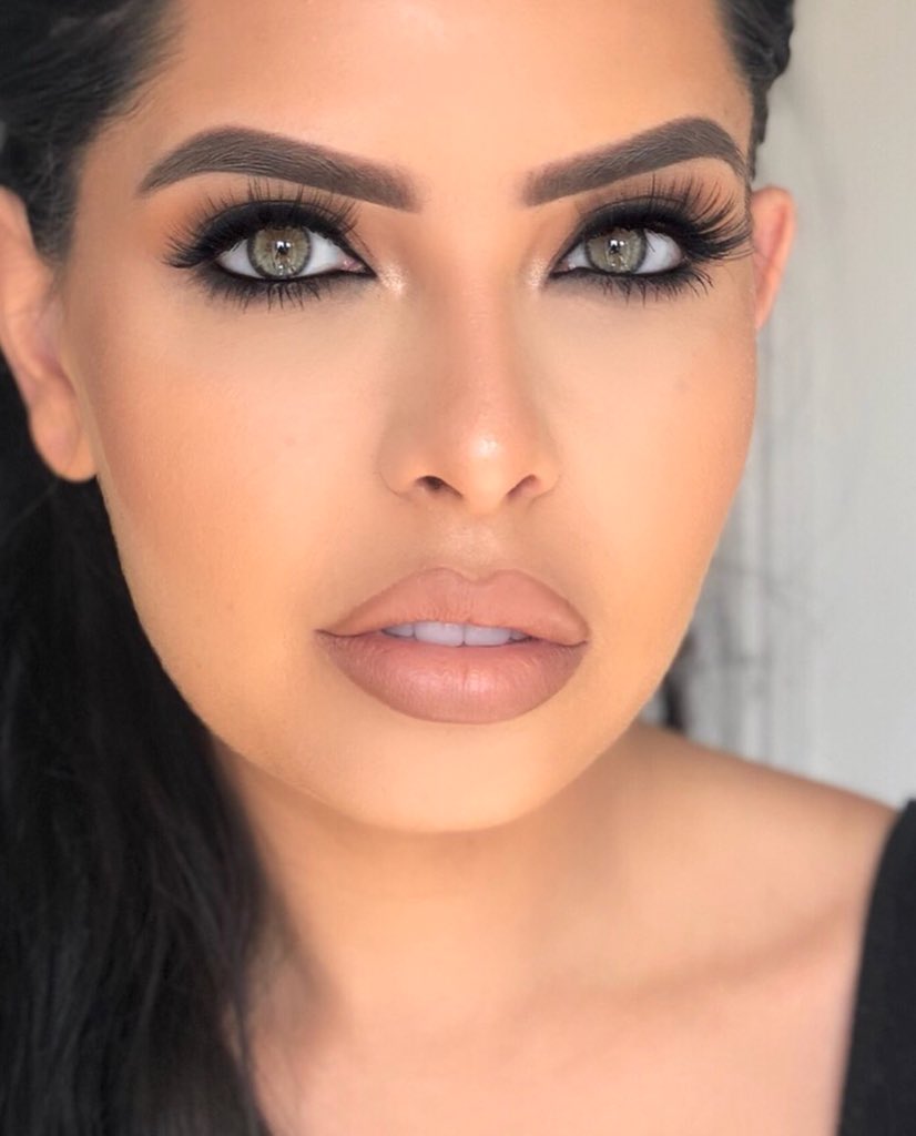 LOVE LOVE LOVE these looks on @cara_delahoyde by <a href="/iamjamesjohnson/">James Johnson</a> using Secret Hair. Make up is stunning 😍 everyone needs their own personal @jadeewen_mua