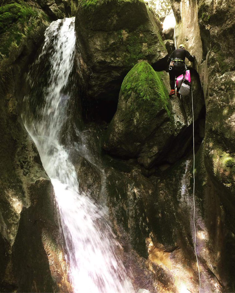 CanyoningAnnecy's tweet photo. Superbe condition dans le canyon de la mine aujourd'hui 😍😍😍#canyoning #canyon #annecy @Lac_Annecy #savoiemontblanc https://t.co/D47wWleuhY