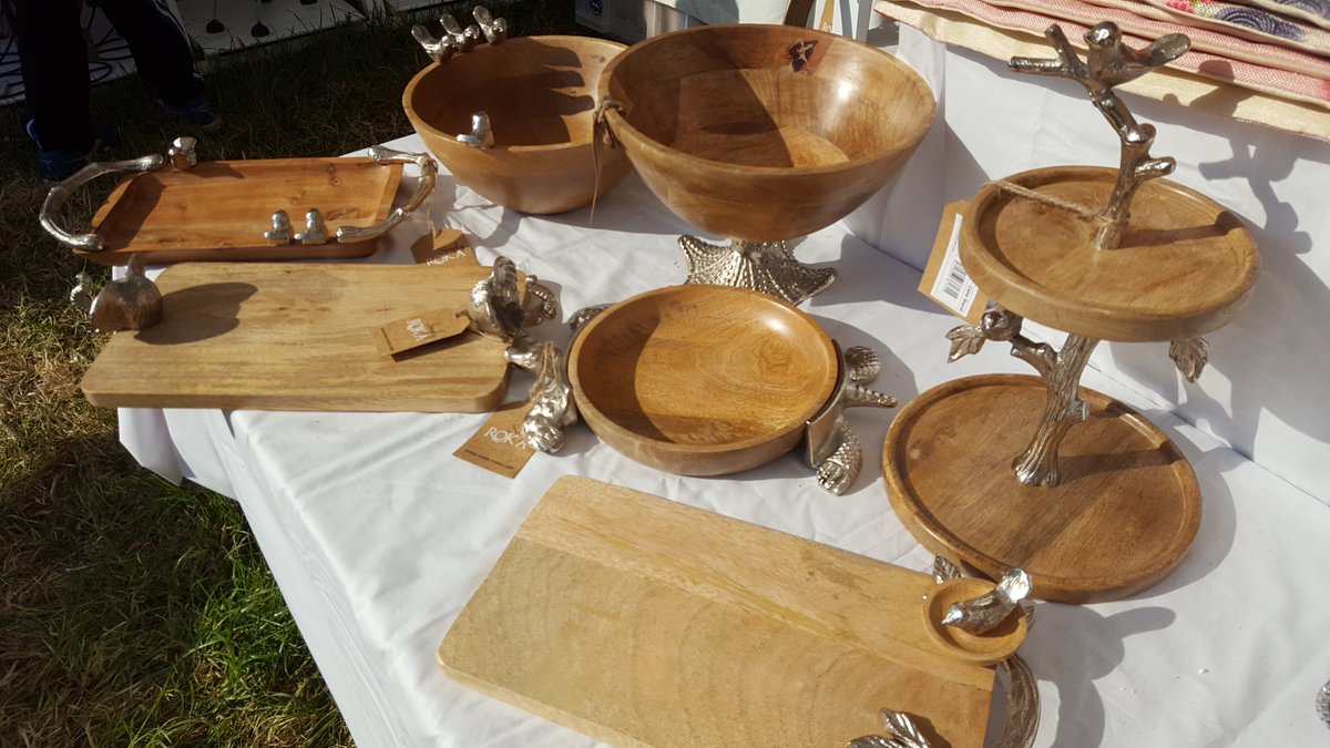 simplyroka's tweet photo. Final day @DevonCountyShow @westpoint, day of national celebration. Come on people make your way to the showground to celebrate #Royalwedding &amp; #Devonsbigdayout. It's Saturday, sun is shining. Kids come free with paying adults. #Devon #Exeter #Fun #Celebration #SimplyRoka https://t.co/sH2Y0HsBeQ