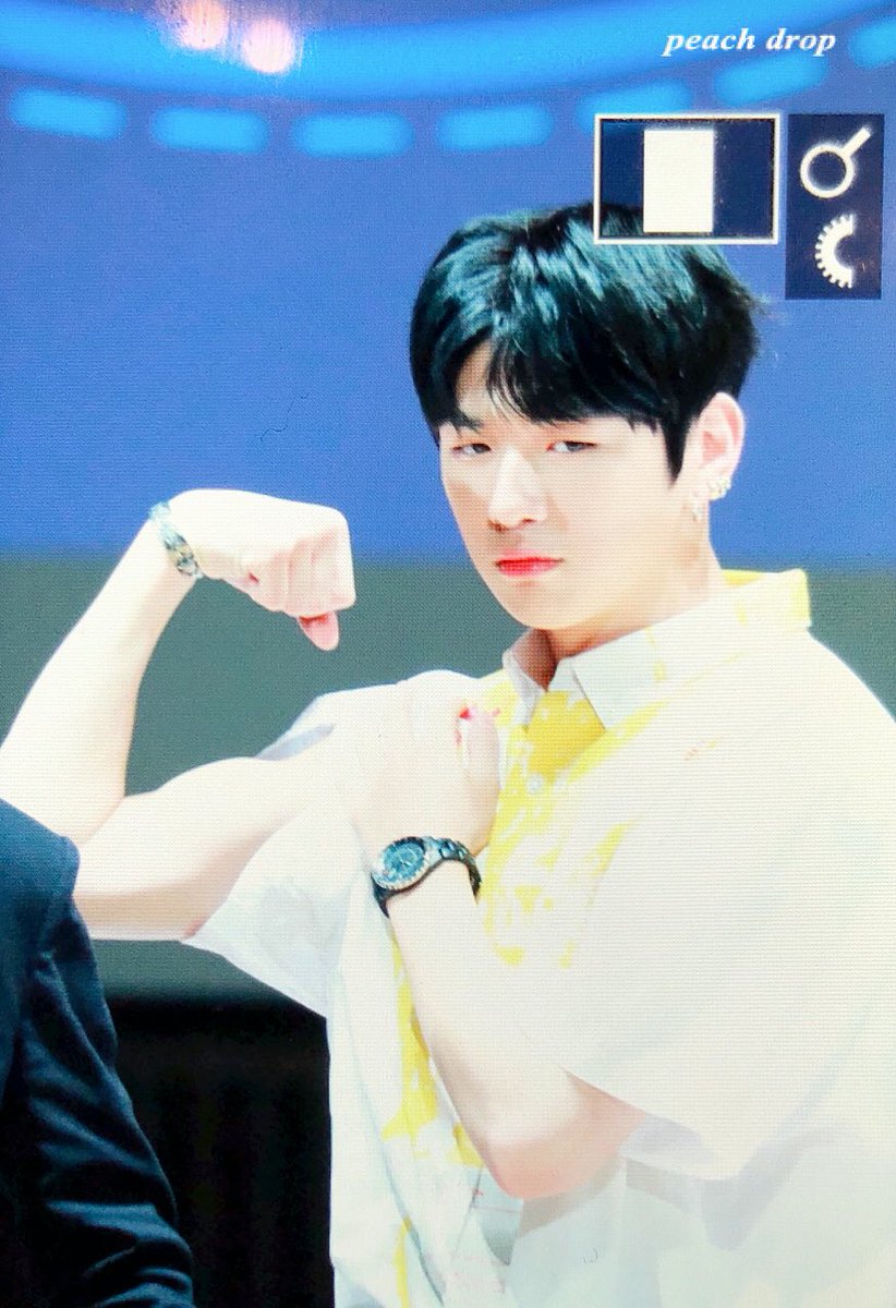 peachdrop1210's tweet photo. 180519 💪🏻💪🏻.....

#강다니엘 #워너원 #WANNAONE https://t.co/ir0hBVCSse