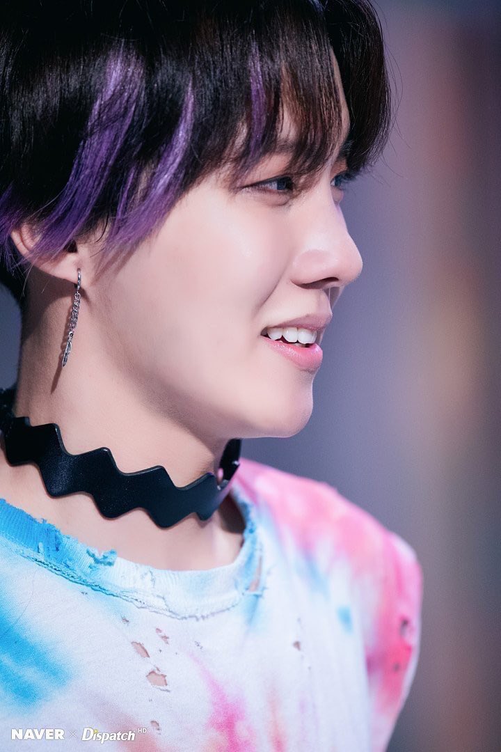 RTbts0309's tweet photo. ホソク見るたびにしんどい

#IVoteBTSBBMAs 
@BTS_twt https://t.co/tWlbPCwEyI