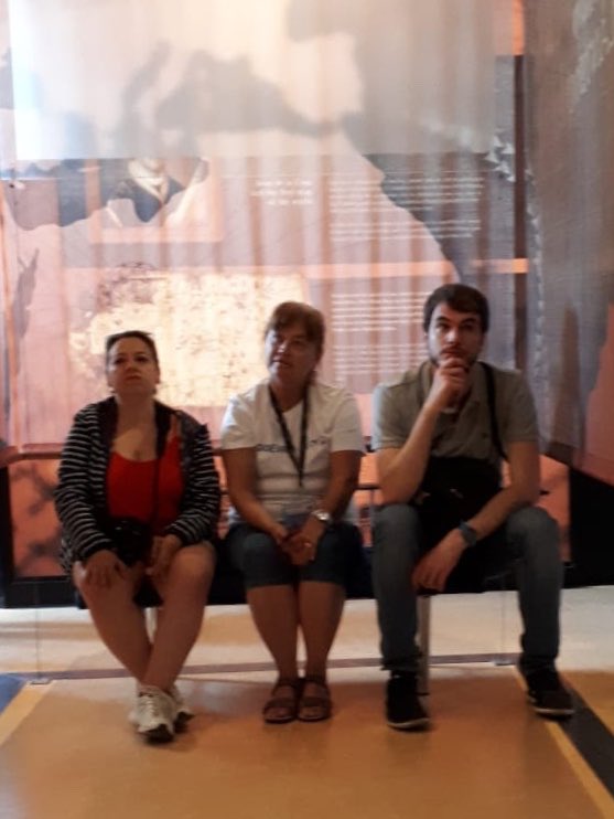 mimochilamepesa's tweet photo. Interesante información sobre los navegantes a America y los descubrimientos a cargo de Antonio de @TurismoChipiona en #ChipionaNatural @aytochipiona @HotelPlayaRegla @ACITURChipiona @GoEuroES @PlayasChipiona https://t.co/QVdSP5G8Ku