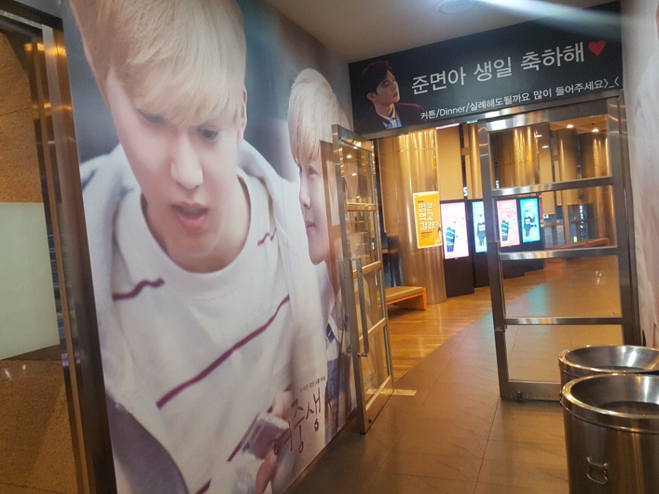 BUNNYMYE0N's tweet photo. To celebrate Junmyeon's 28th Birthday &amp; to promote Middle School Girl A, suhocommunity + suhocompany + suhotime (준면시) has did this project at CGV from 19th May to 4th June! Which means that the wall would be filled with Junmyeon's face and projects! ❤🐰😍

#SUHO @weareoneEXO https://t.co/kY5Q7aJhGW