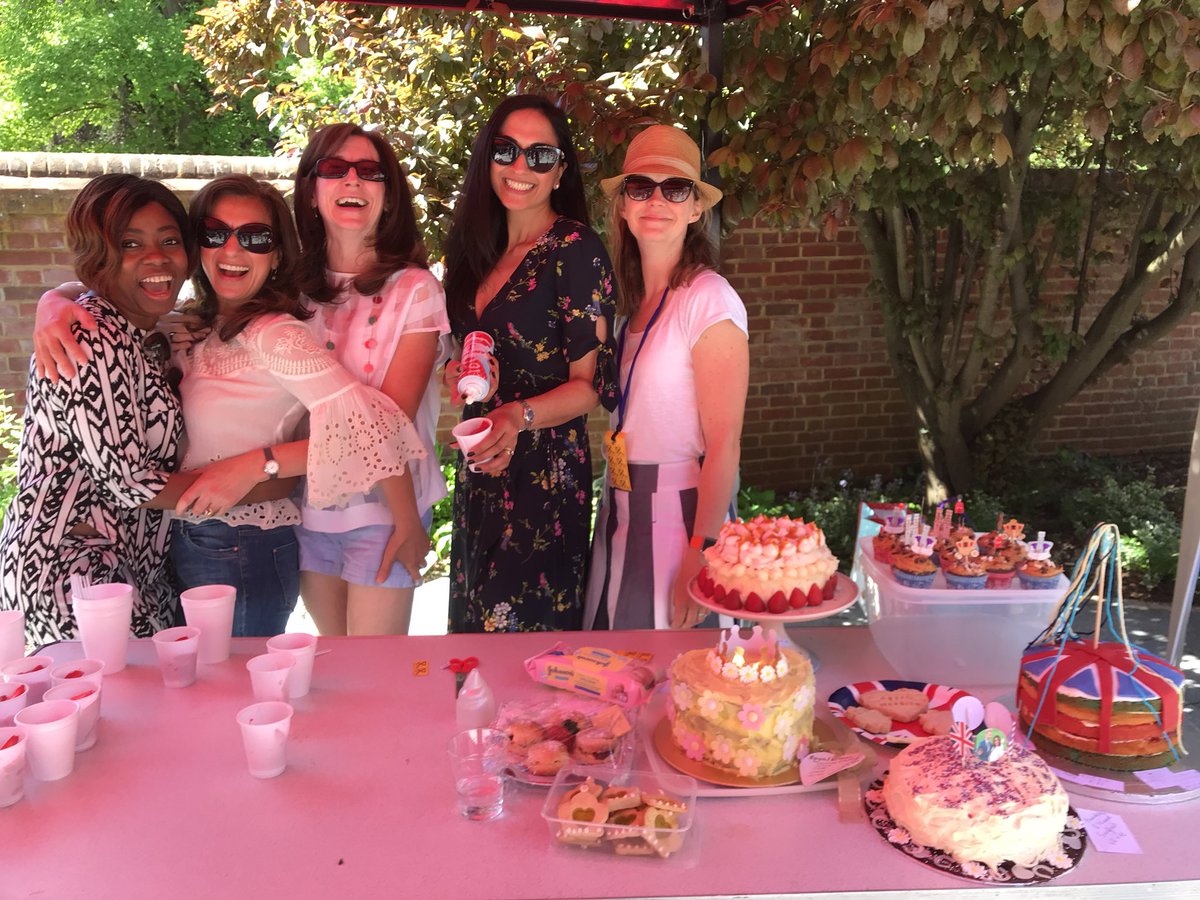 STAHSPA's tweet photo. Enjoying the fun (scoffing cakes &amp; sipping fizz) @STAHSPrep #RoyalStrawberryFair https://t.co/apUj6GqyGf