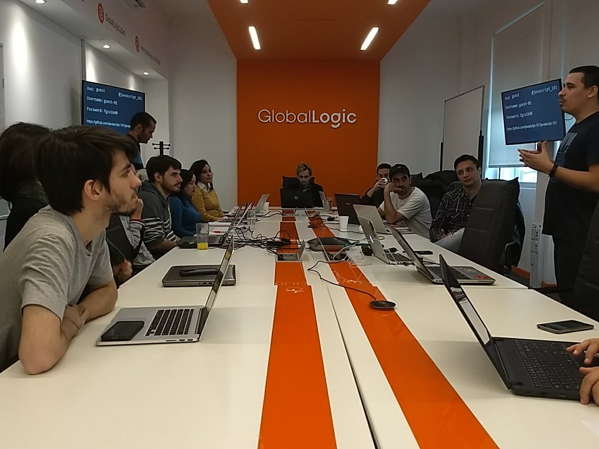 javascript_101's tweet image. Buen día #JavaScript101ers!!! 😄
Ya estamos en @Globallogic_LA para comenzar un nuevo #JavaScript101! 😎