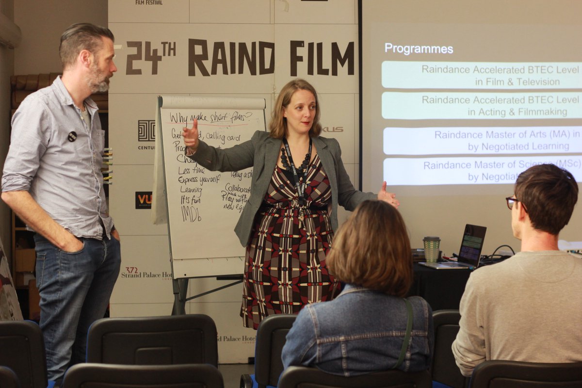 Despite the #RoyalWedding, our #TasterDay is in full swing! Here's <a href="/phetheringtonnz/">Patricia Hetherington</a> presenting the #Raindance Higher Education programmes: ow.ly/B1tE30k550a