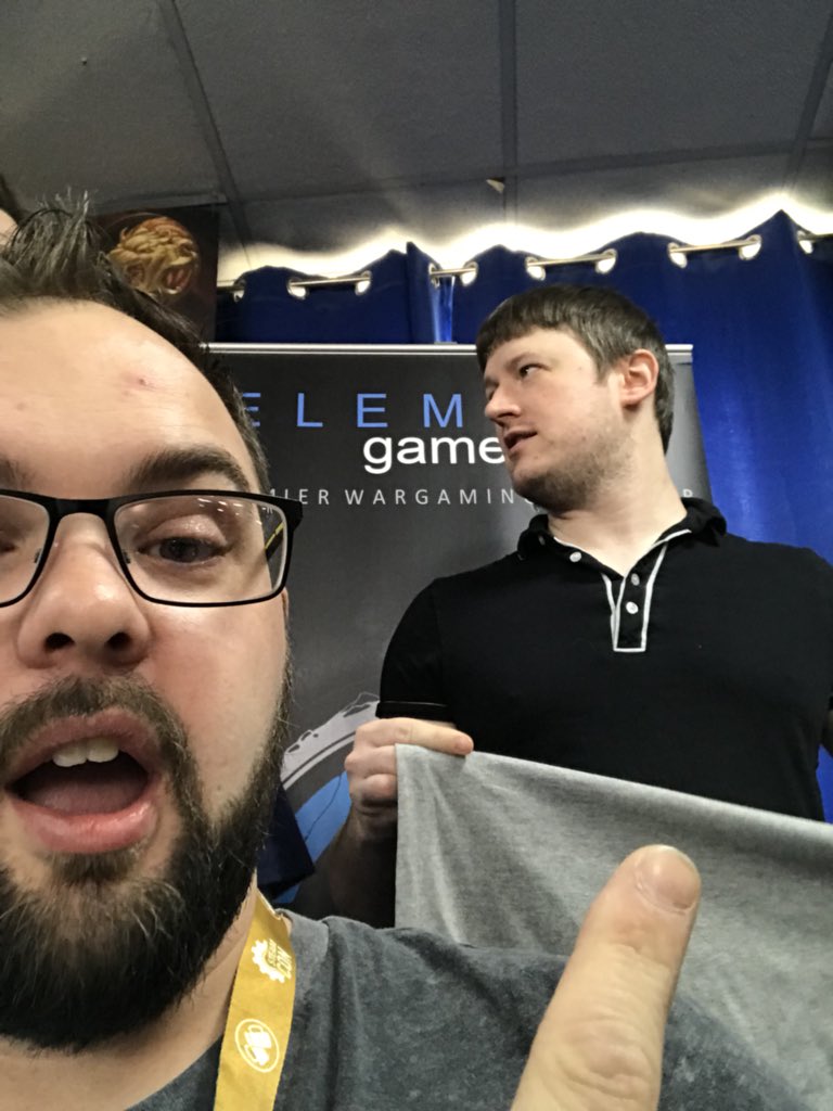 Charmojimo's tweet photo. Oh my god it’s THE Jamie Perkins #perkinswatch https://t.co/2ouBRwOFHp