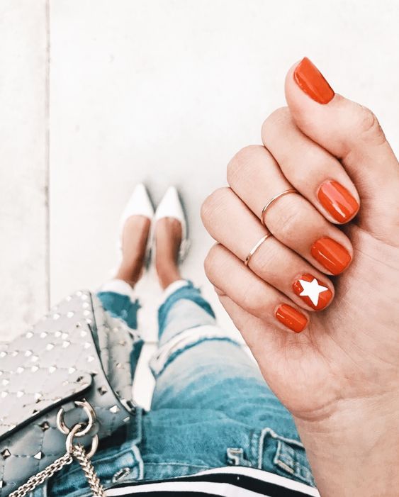 A brightly coloured manicure is the perfect way to brighten up your weekend 💅
