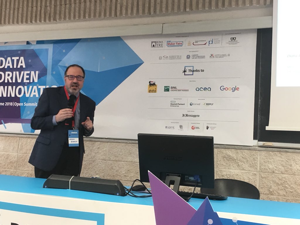 eni's tweet image. Il settore energetico ha da sempre particolare bisogno dell’informatica e dei #BigData. A cosa serve un supercomputer? Il nostro #HPC4 è in grado di ricostruire il sottosuolo con immagini 3D #DataDriven2018 #innovation4energy #DDI2018 #MFR18