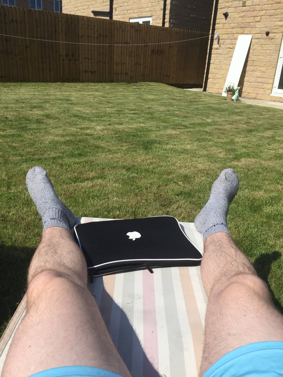 Yeah boi! Relax in the sun! Edit some videos! #whitelegs #tangoals