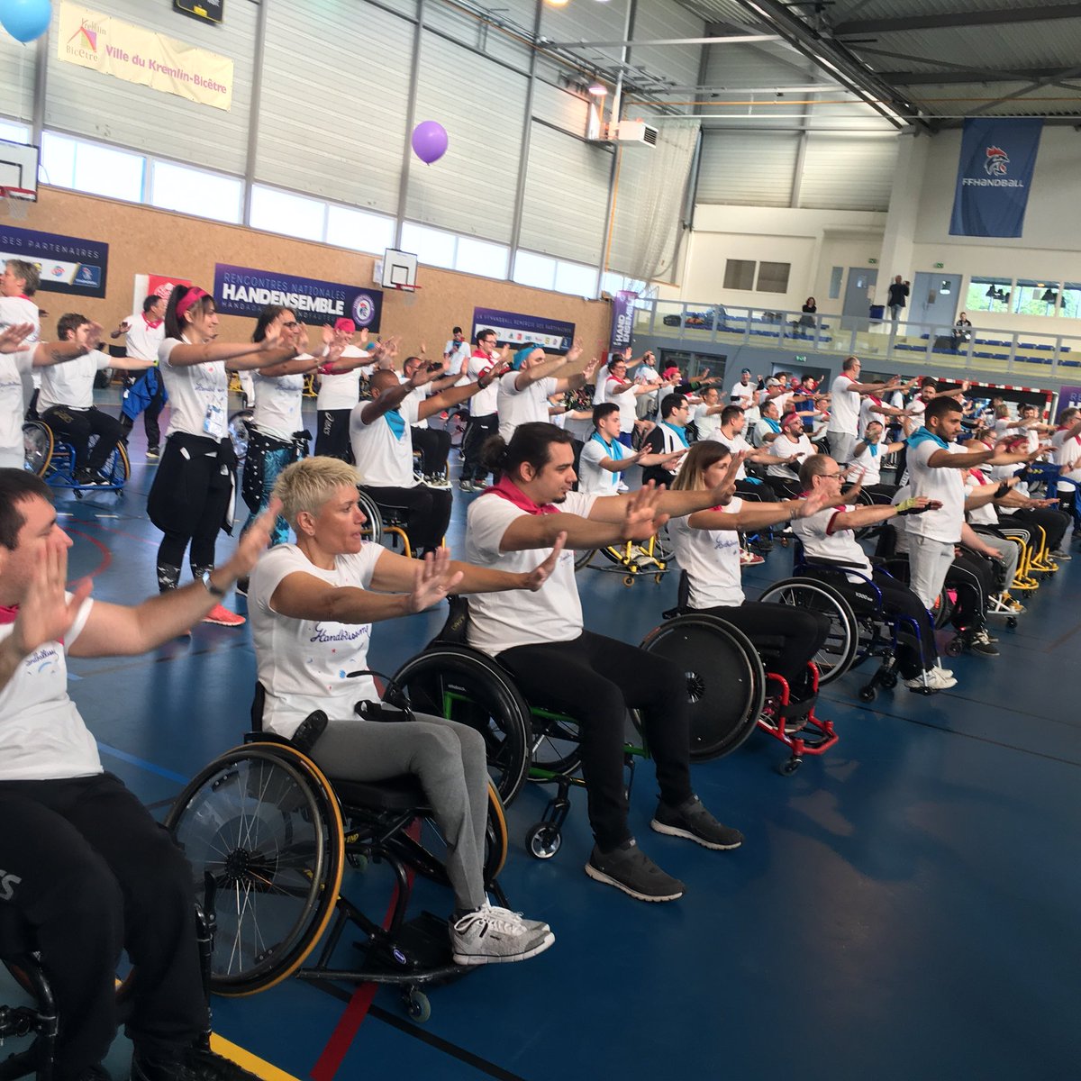 handcognac's tweet photo. Rencontres Nationales Handensemble pour la Nouvelle Aquitaine #sports #femmes #RNH2018 https://t.co/KB8sY11tkc